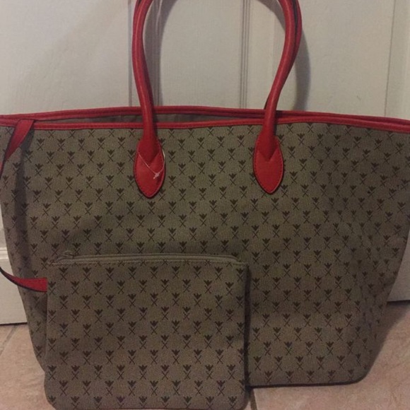 H&M Handbags - Brown tote bag H&M Handbags - Brown tote bag